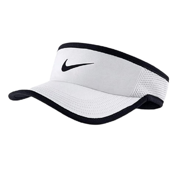 Nike Featherlight Drifit 